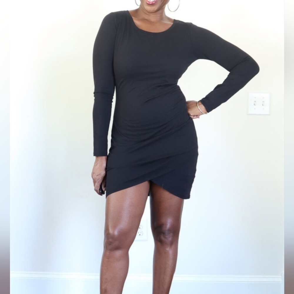 Bobi Los Angeles long sleeve side shirred dress in Black size Large